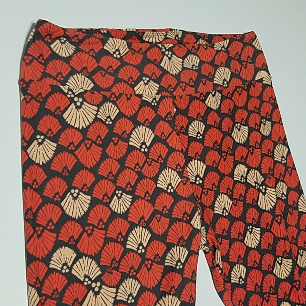 NWOT LuLaRoe Tall & Curvy